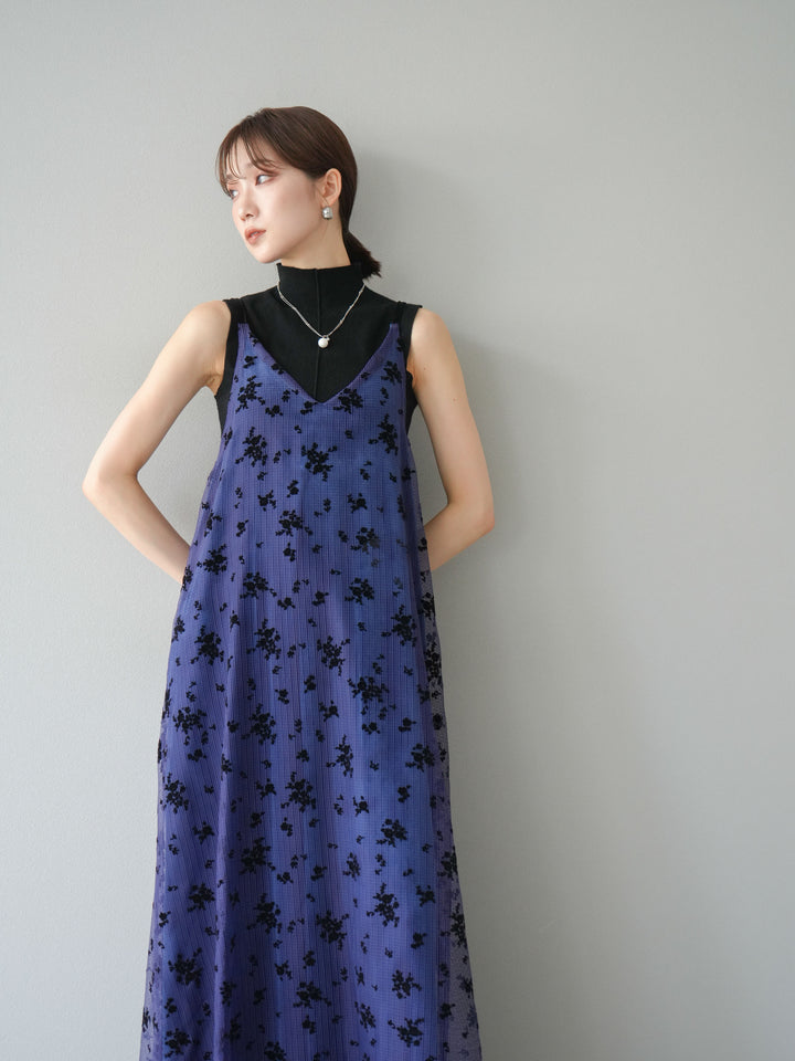 [SET]フロッキーチュールレイヤードベロアキャミワンピース+プチネックセンターシームノースリーニットトップス(2set)