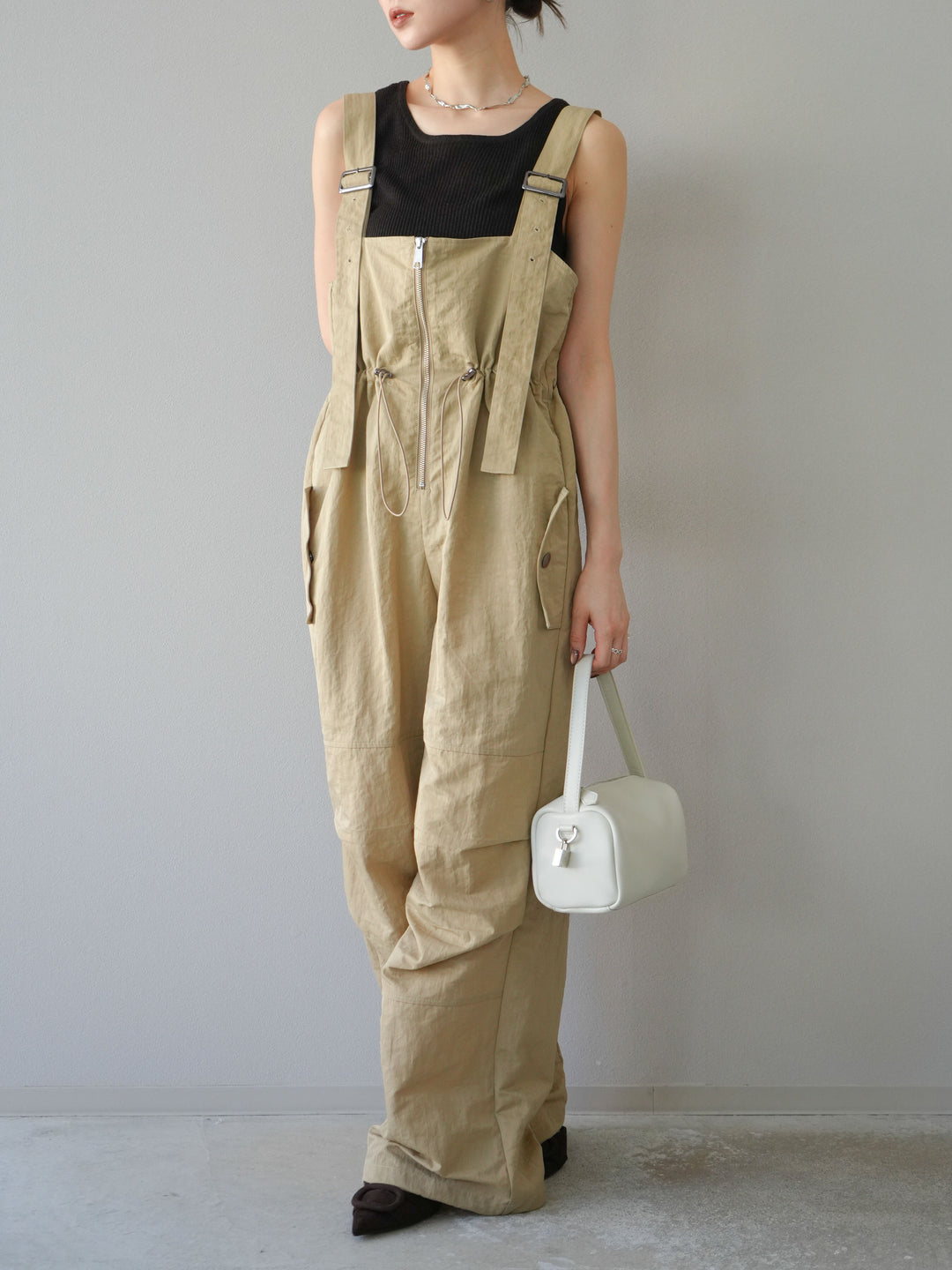 [予約]ナイロンタックデザインサロペット/ベージュ