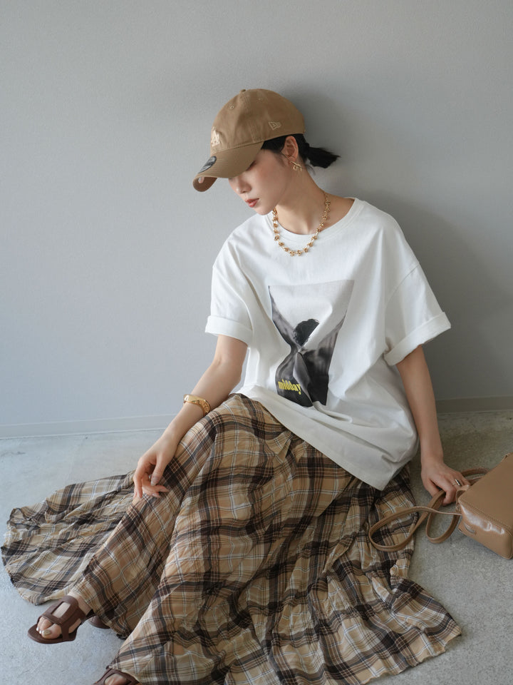 [SET]ネオンロゴフォトプリントBIG Tシャツ+シアーチェックアシンメトリーワッシャースカート(2set)