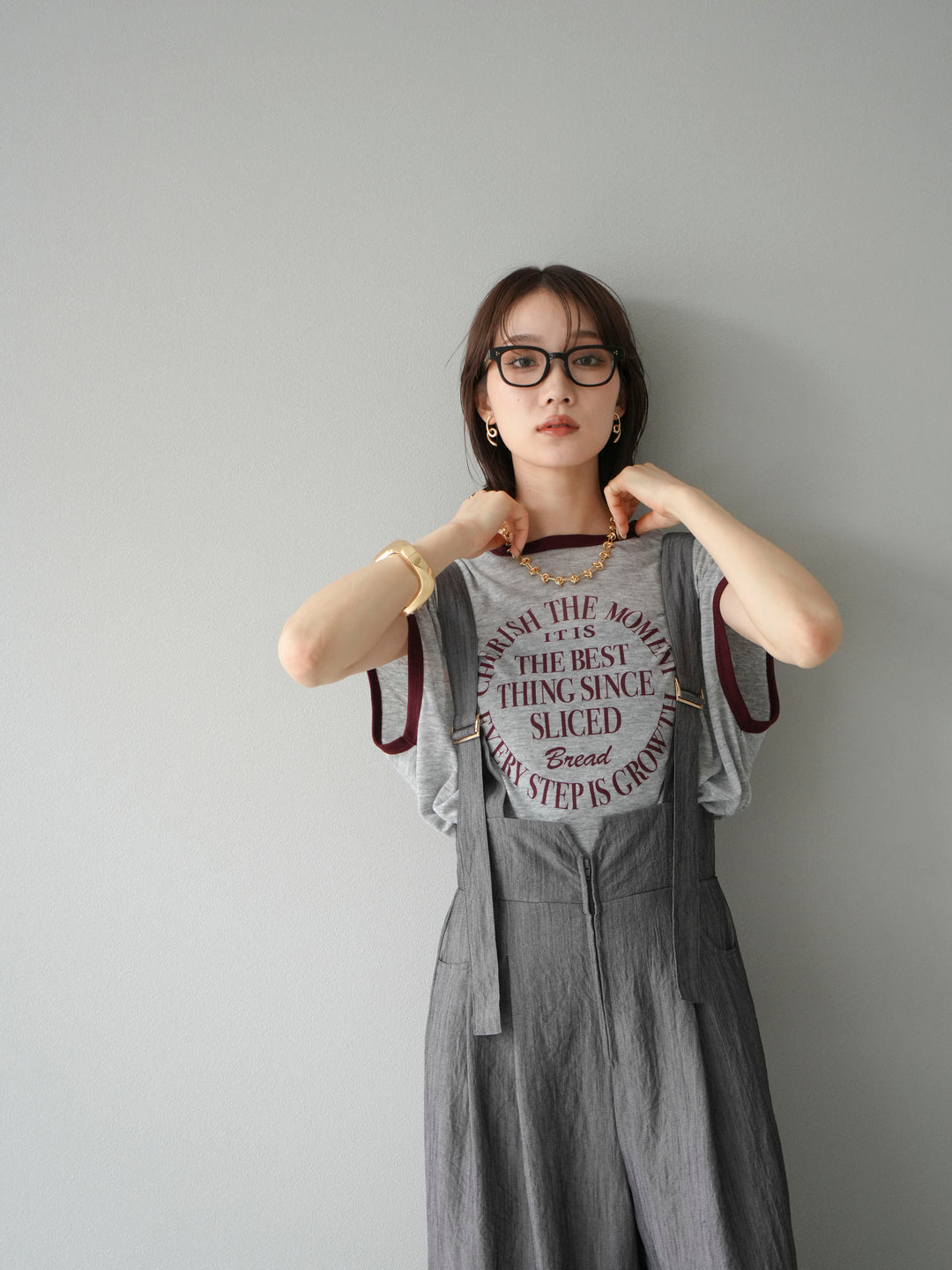 [SET]ストリングデザインハイウエストサロペット+シアーフライス ロゴプリントT (2set)