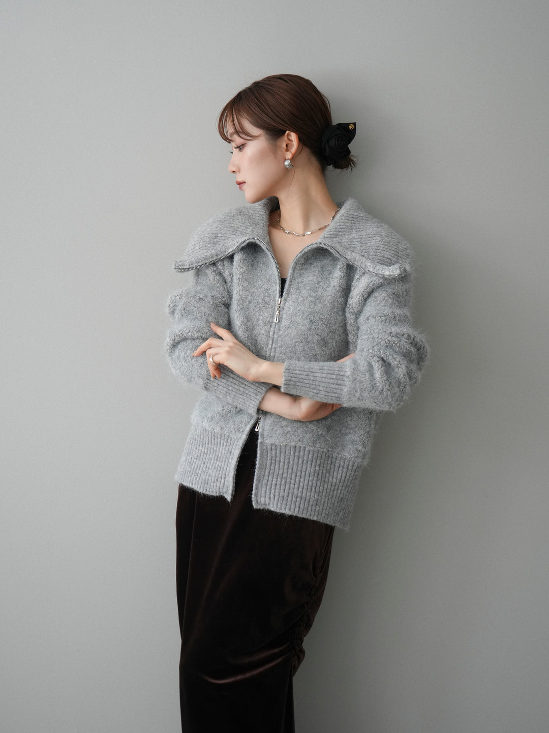 [SET]リブ襟ブークレZIPニットカーディガン+選べるアクセセット(2set)