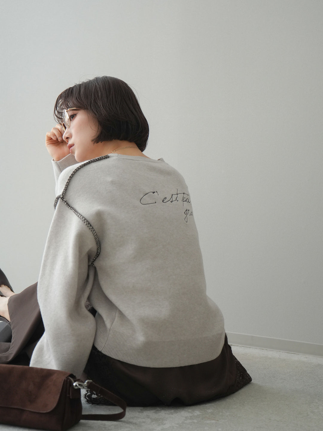 [予約]バックロゴ刺繍配色ステッチニットプルオーバー/lightgray