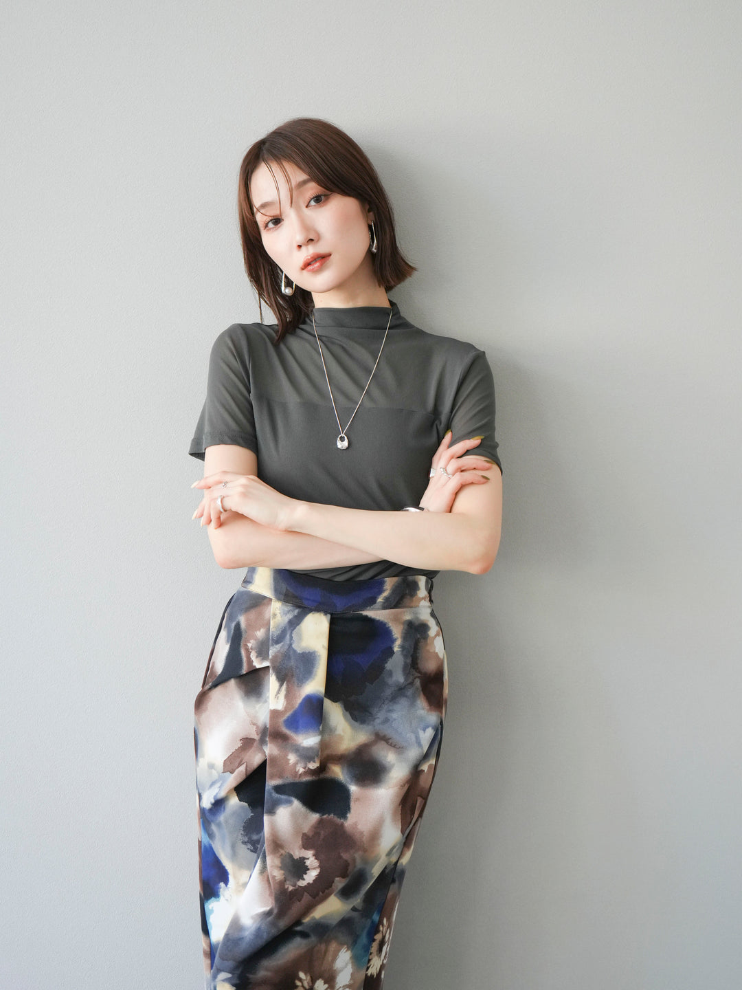 [SET] 透視半袖上衣 + 水彩印花褶襉I字裙 (2set)