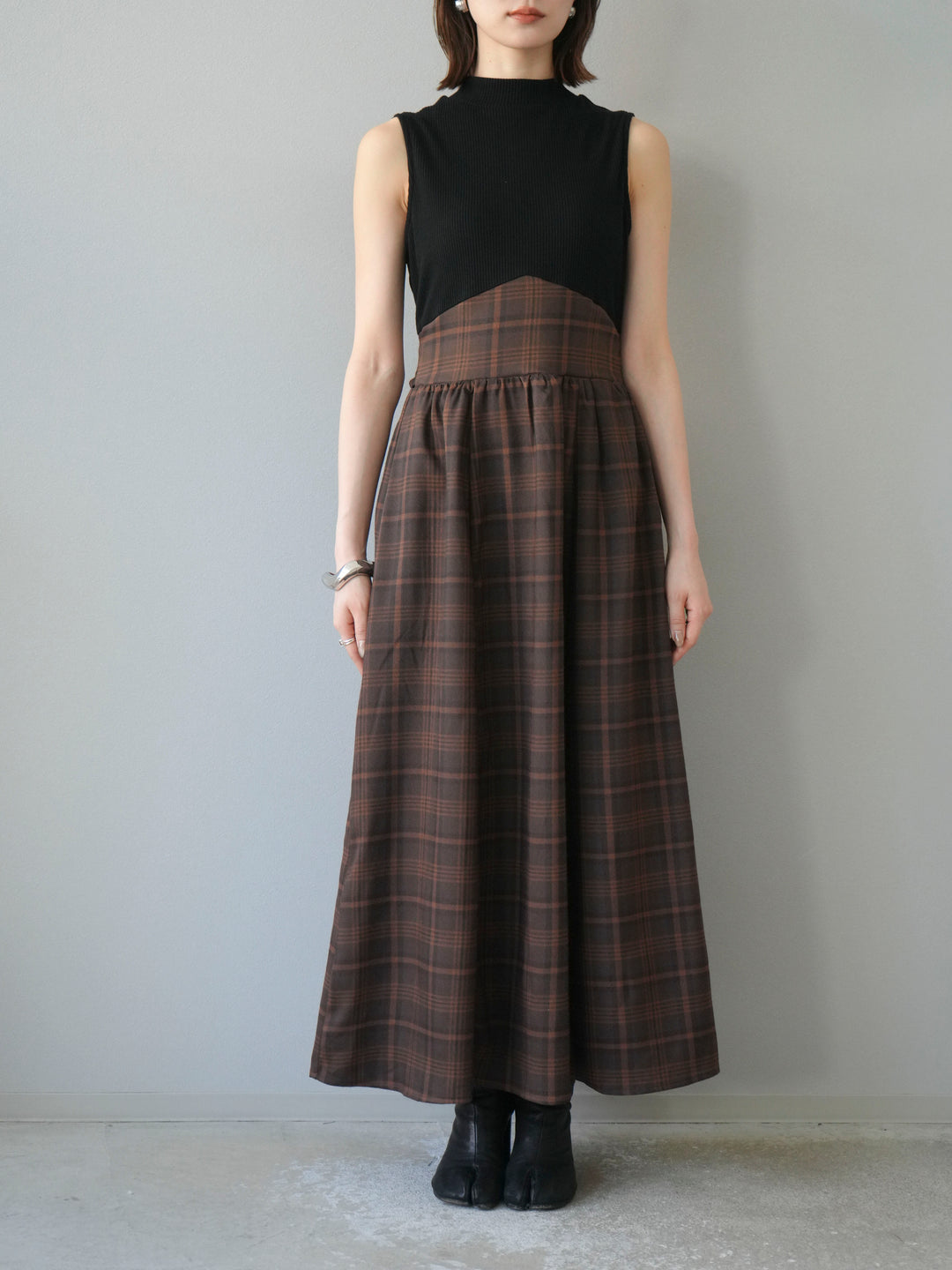 [予約]テレコ×チェックドッキングノースリワンピース/ブラック×ブラウン