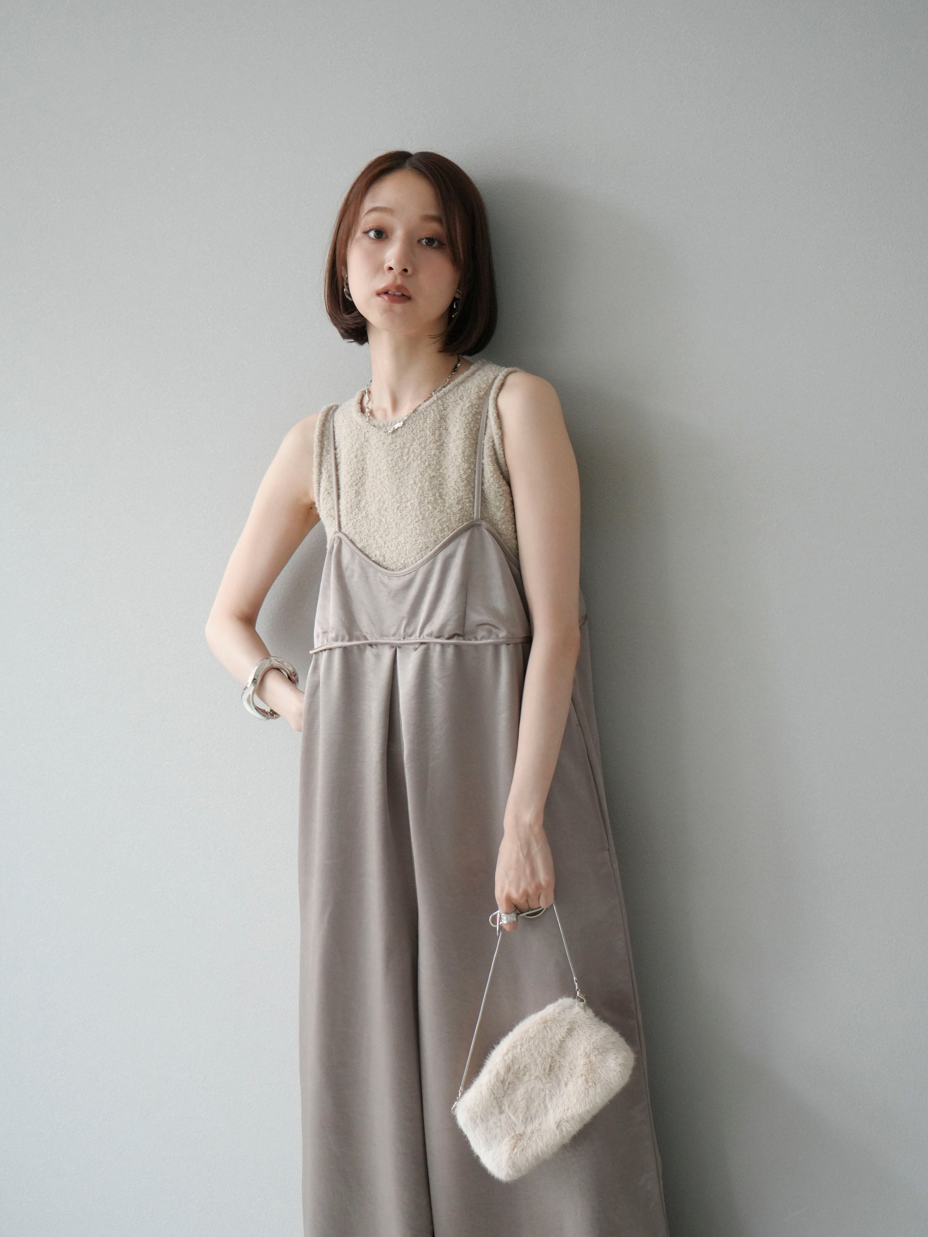 【ほぼ未使用】Heve　ヘイヴ　サテンオールインワン　グレージュ　38サイズ 予約]サテンビスチェオールインワン/グレージュ – Lumier