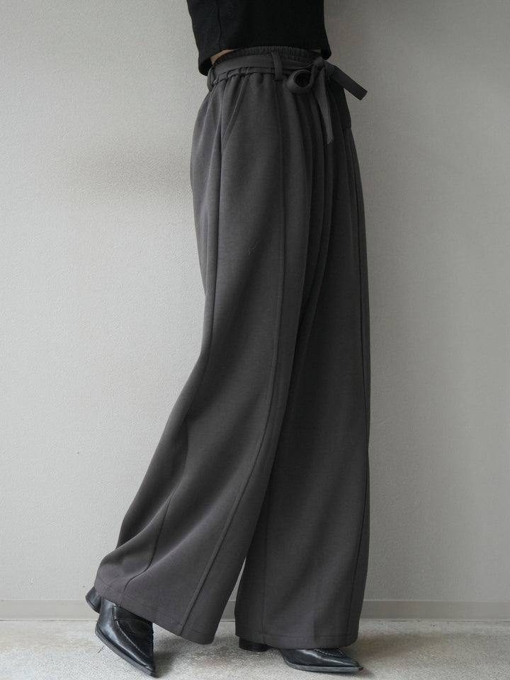 [予約]ベルト付スウェットワイドパンツ/charcoal