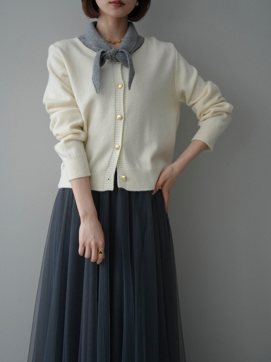 [SET]デザイン襟ニットカーディガン+チュールボリュームスカート(2set)