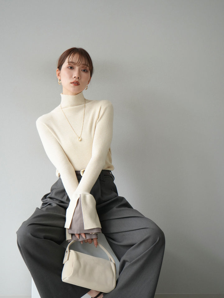 [SET] 疊層喇叭袖高領針織上衣 + 雙褶寬褲 (2 套)