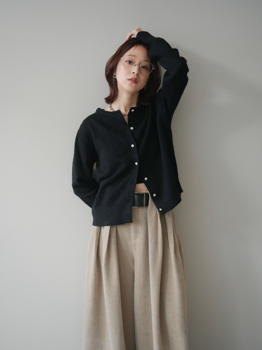 [SET]アンティークボタンニットカーディガン+ベルトデザインループコールテンワイドパンツ(ベルト付き)(2set)