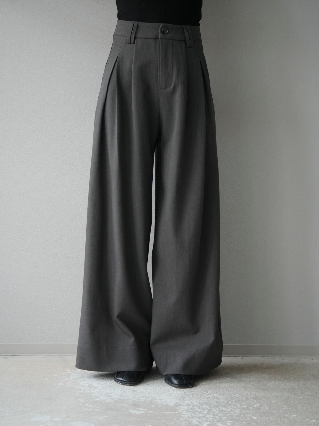 [予約]ダブルタックワイドパンツ/グレー