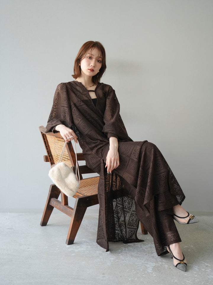 【套裝】塊蕾絲捲袖洋裝+塊蕾絲寬褲（2套）