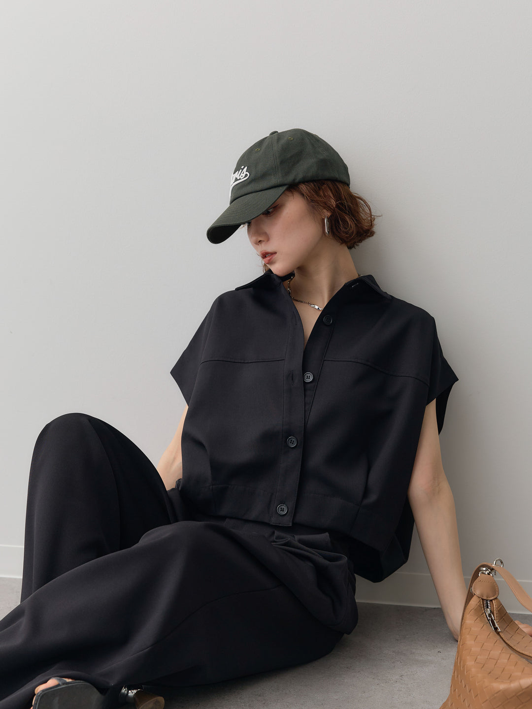 【套裝】縐綢燈籠無袖襯衫 + 縐綢闊腿褲（兩件套）