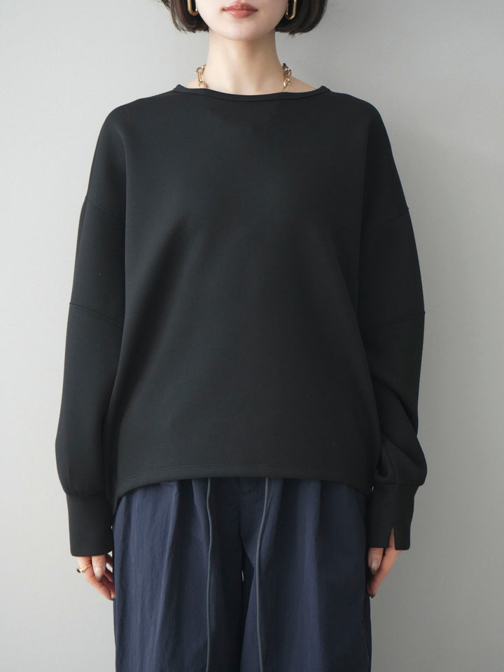 [予約]ライトポンチコクーンプルオーバー/black