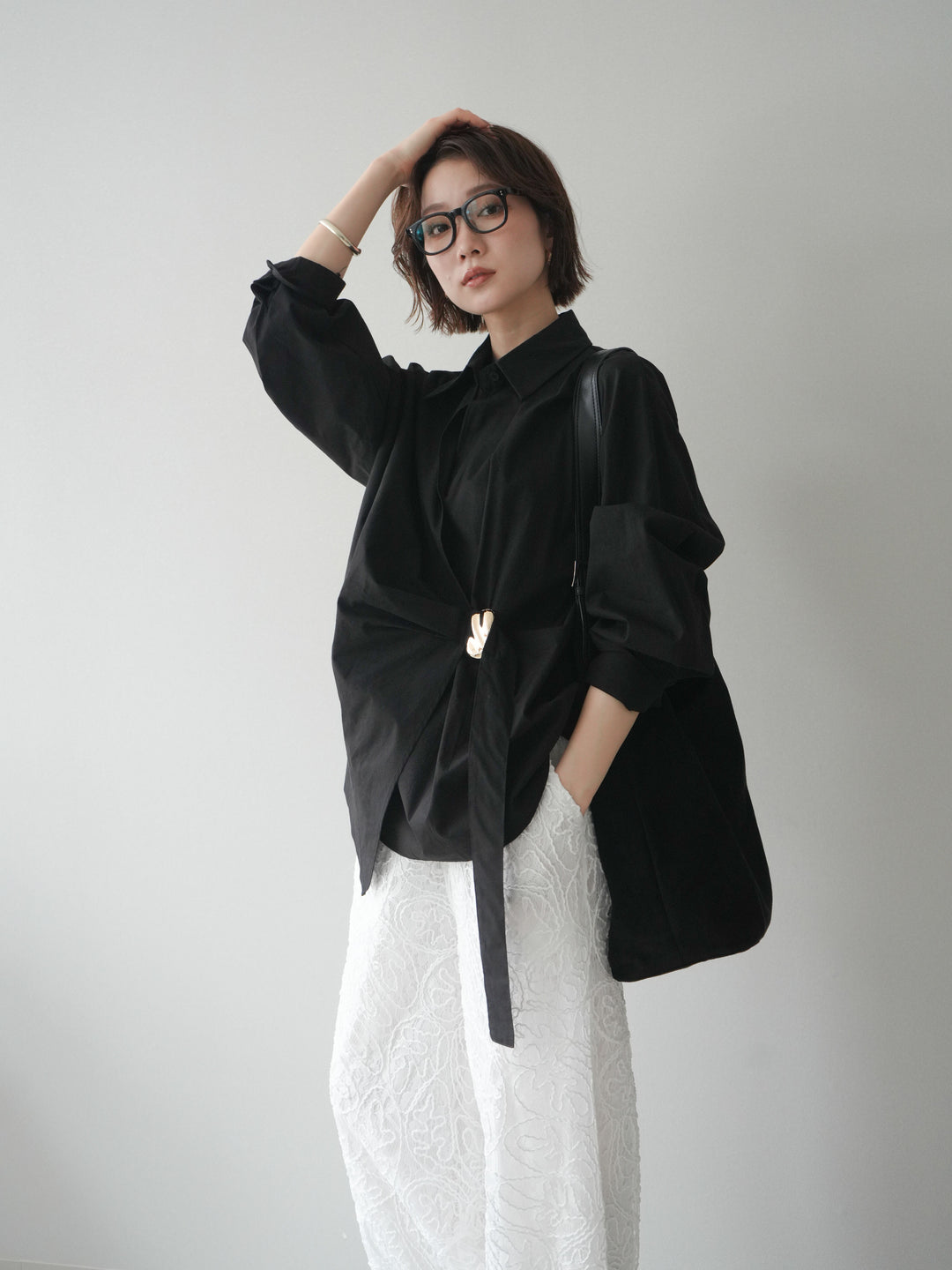 [SET]メタルパーツドレープシャツ+シアーコードレースイージーパンツ(2set)