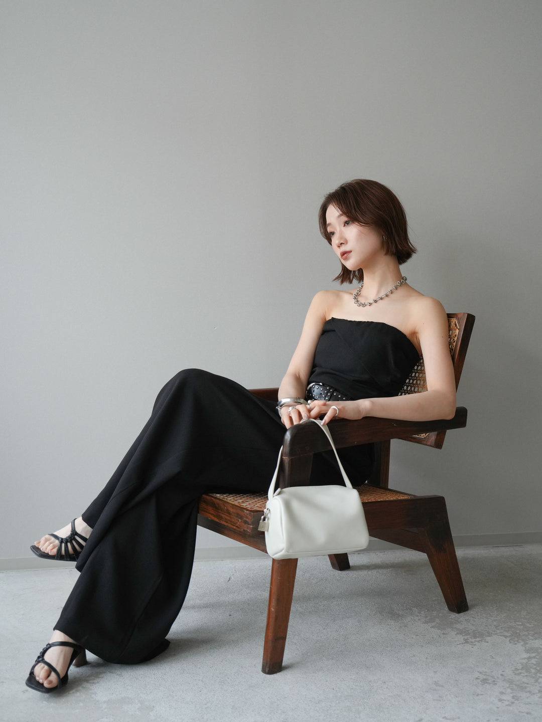 [予約]ベルト付バックシャーリングキャミオールインワン/black