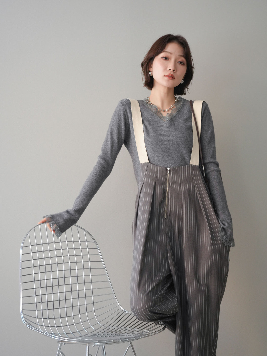 [予約]レースドッキングVネックニットトップス/gray