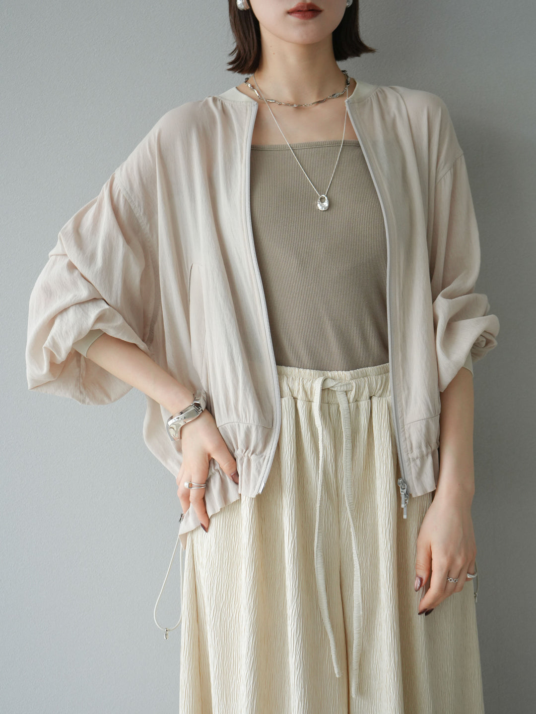 [預訂] Washer Sheer Blouson/象牙白