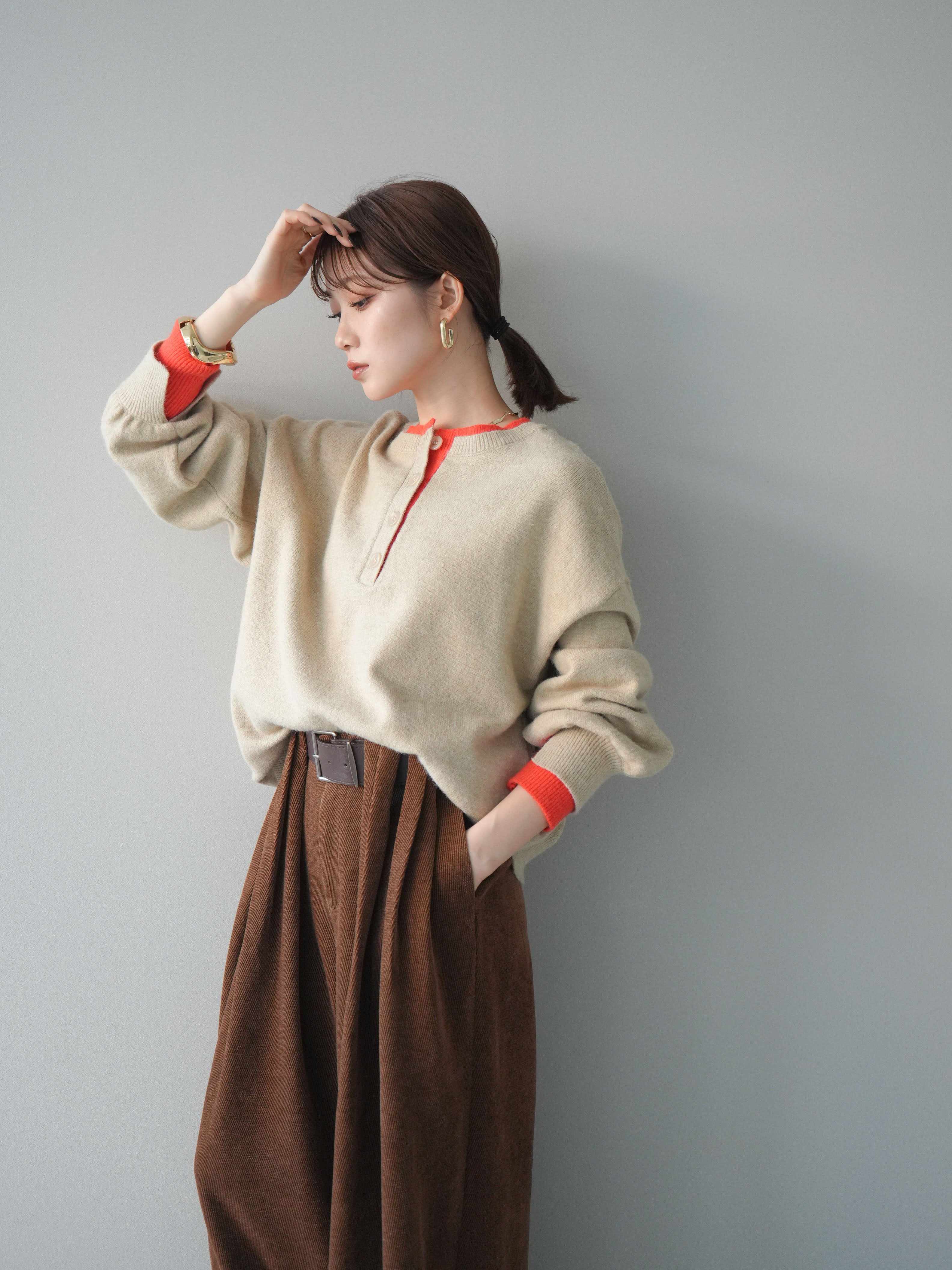 予約]ヘンリーネック配色レイヤードニットプルオーバー/beige – Lumier