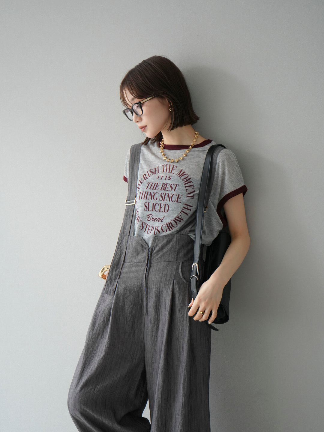 [SET]ストリングデザインハイウエストサロペット+シアーフライス ロゴプリントT (2set)