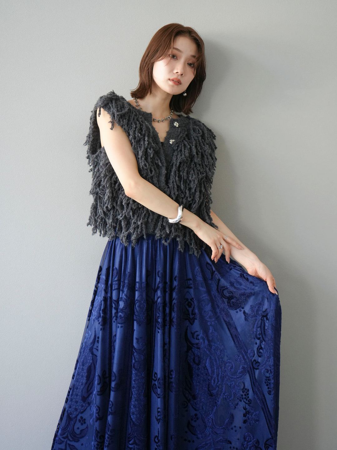 [SET]フリンジループニットベスト+アンティーク柄フロッキーマキシスカート(2set)