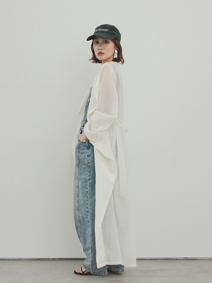 [SET] 中縫牛仔背帶褲 + 方形天鵝絨背心 + 透視長版外套（3 件組）