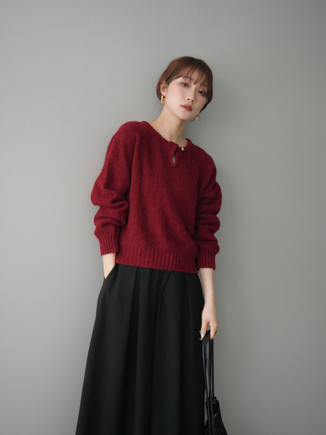 [SET]ツイストネックラメネップヤーンニットプルオーバー+テープベルトタックバギーパンツ(2set)