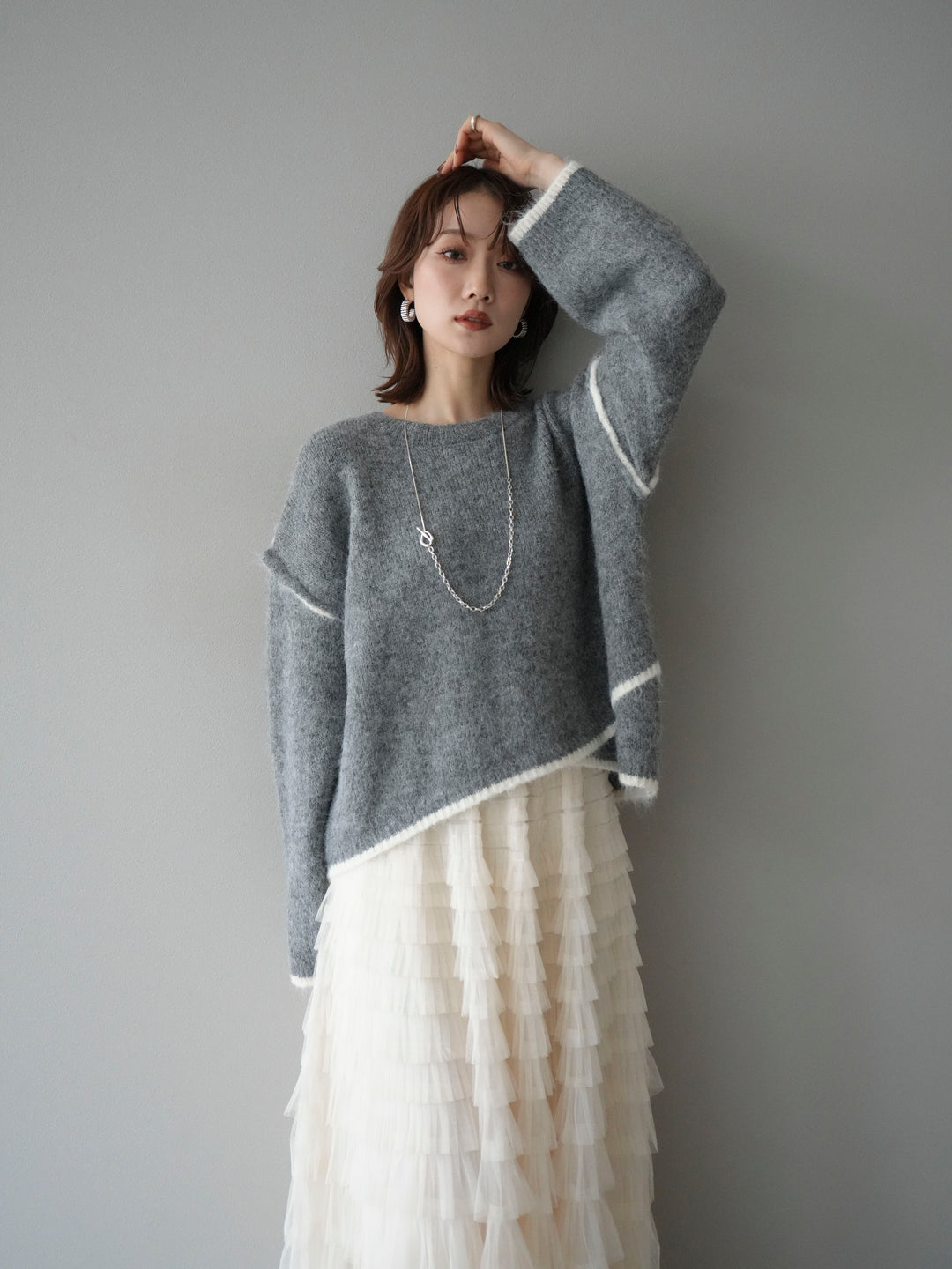 [SET]バイカラーレイヤードデザインニットプルオーバー+チュールティアードスカート(2set)