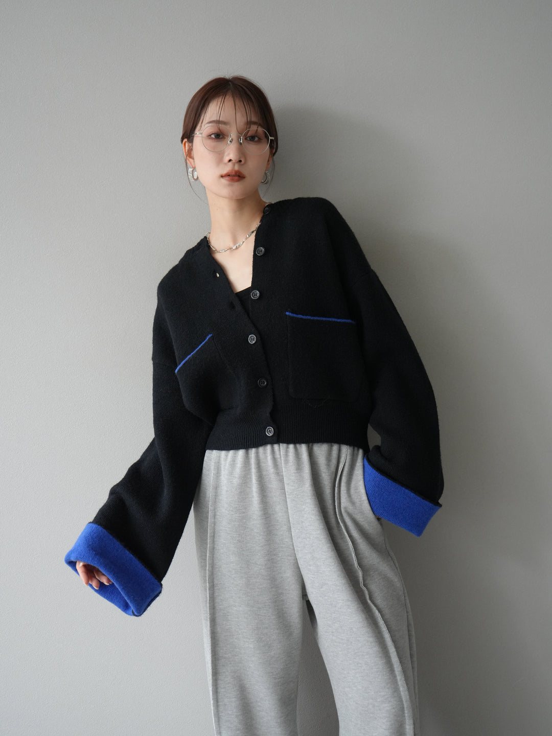 【預購】雙色針織開襟衫/黑色