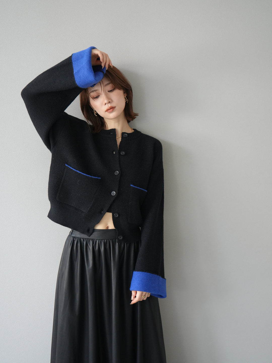 【預購】雙色針織開襟衫/黑色
