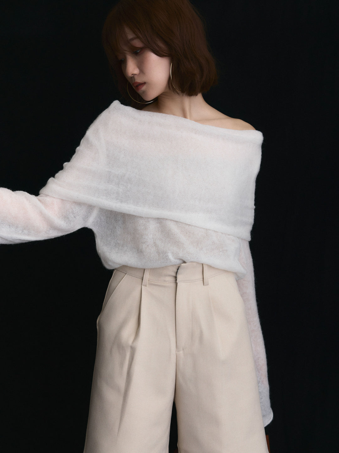 【Allure】[SET]オフショルシアーニットプルオーバー+ウールライクハーフパンツ(2set)