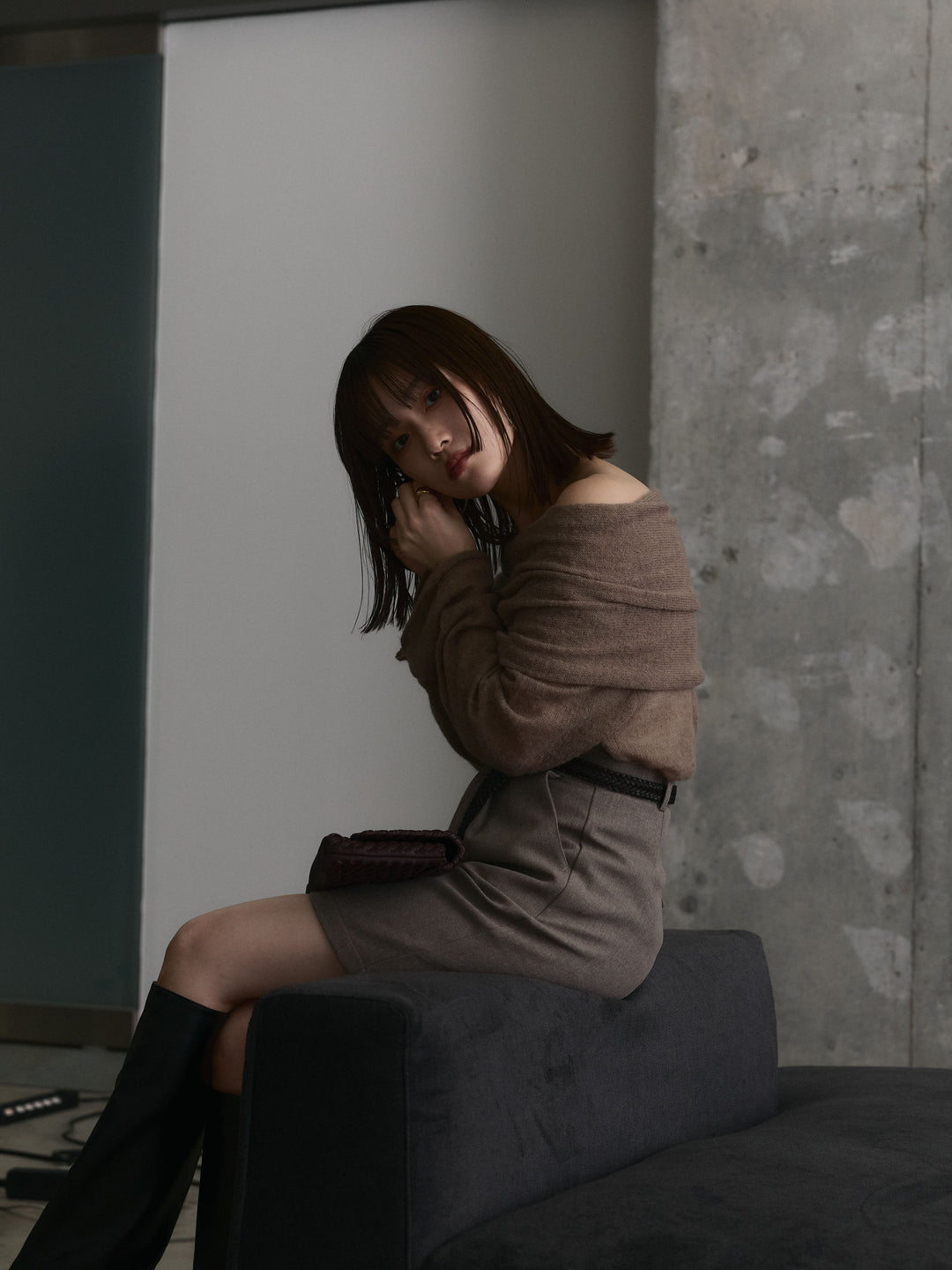 【Allure】[SET]オフショルシアーニットプルオーバー+オフショルシアーニットプルオーバー(2set)