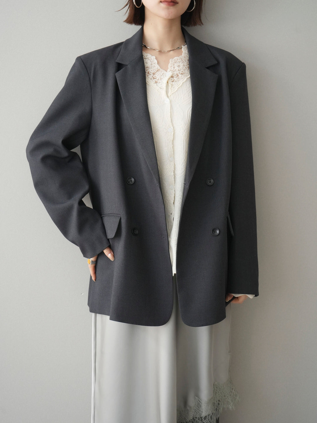 [SET]ダブルブレストオーバージャケット+サテンライクアシメレーススカート+センターシームフレアパンツ(3set)