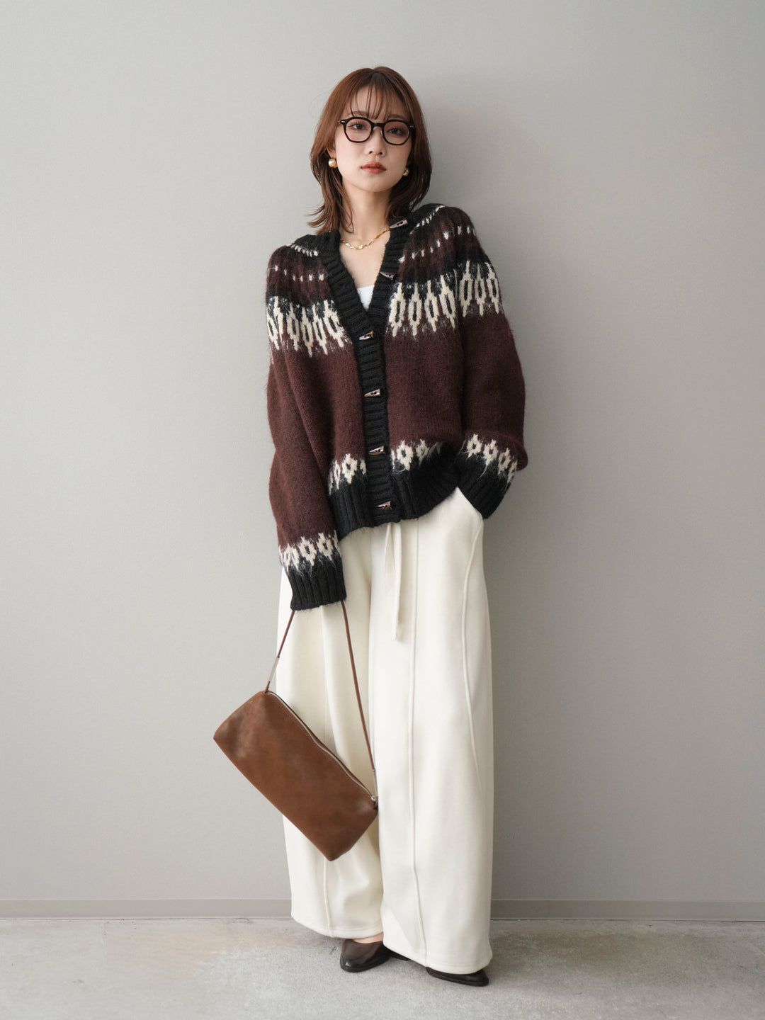 [SET]トグルボタン求心柄ニットカーディガン+ウエストベルトカーブラインスエットパンツ(2set)