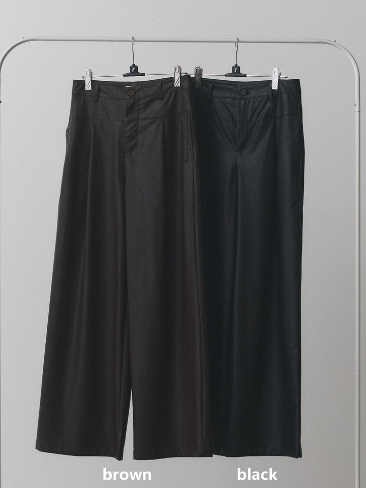 【Allure】[SET]モチーフ付Uネックシアーカットソー+レザータックセミワイドパンツ+ノーカラーステッチデザインジャケット(3set)