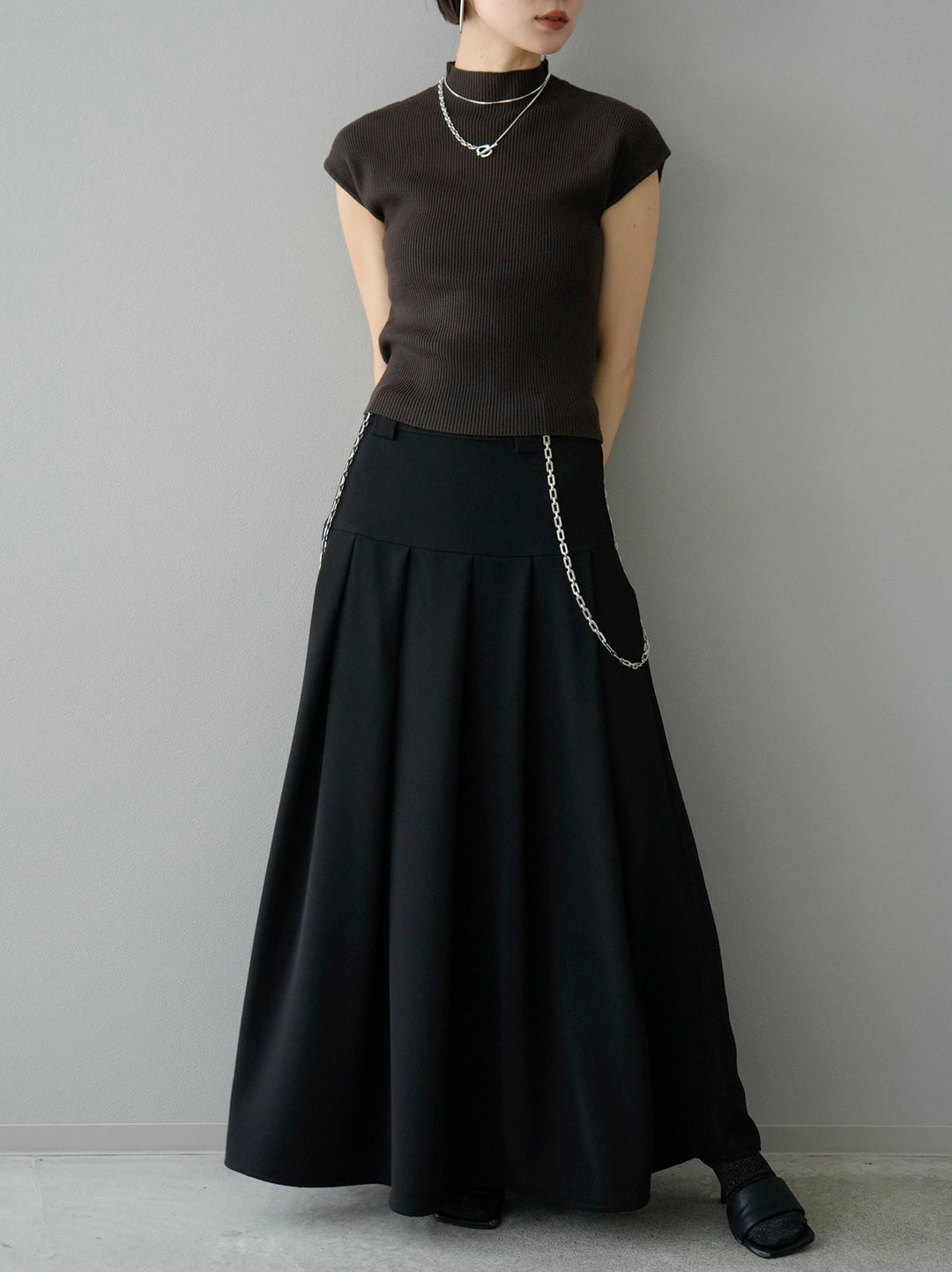 [SET] Chain suspender tuck skirt + back round open rib knit (2set)