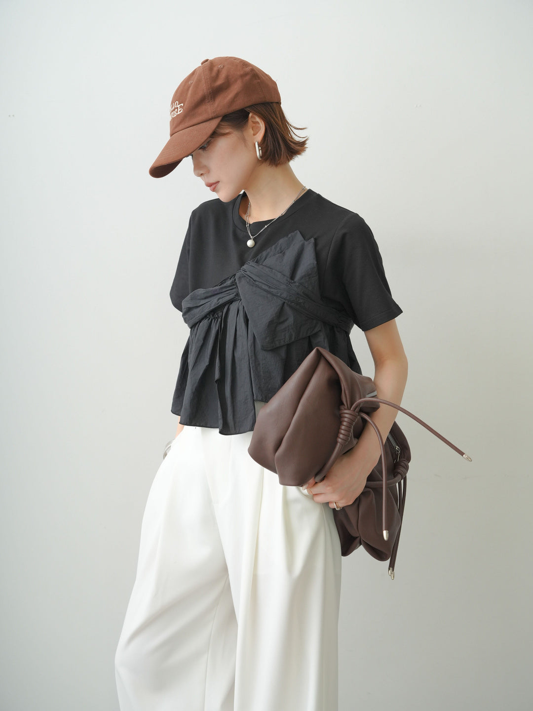 [SET]ナイロンドッキングツイストTEE +アシンメトリーベルトタックワイドパンツ(2set)