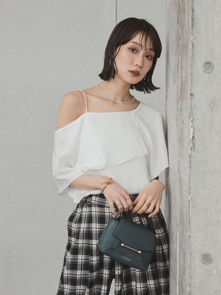 [予約]ワンショルラッフルブラウス/オフ