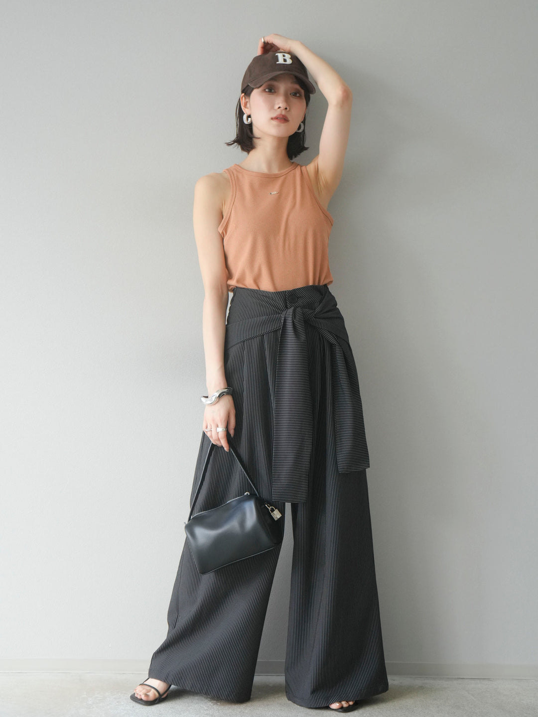 【預購】條紋裹腰闊腿褲/黑色