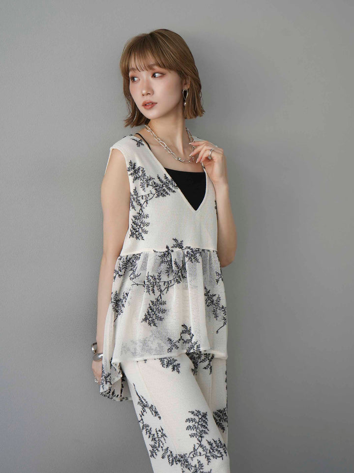 [予約]リーフ柄メッシュVネックフレアトップス/アイボリー