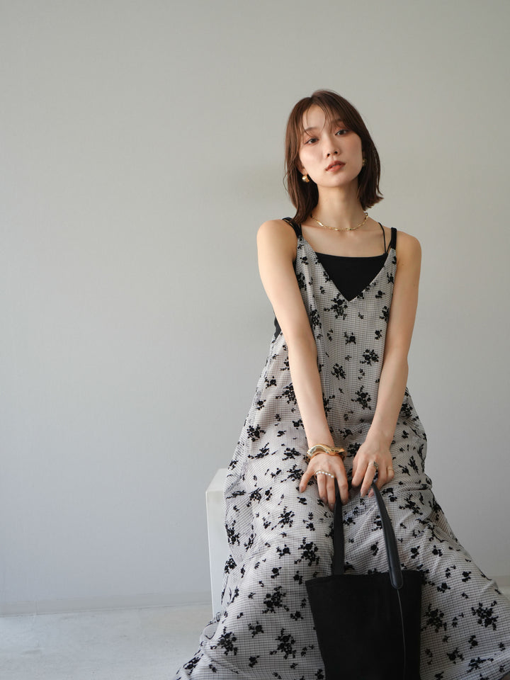 [SET]フロッキーチュールレイヤードベロアキャミワンピース+カップ付きバッククロスキャミソール(2set)