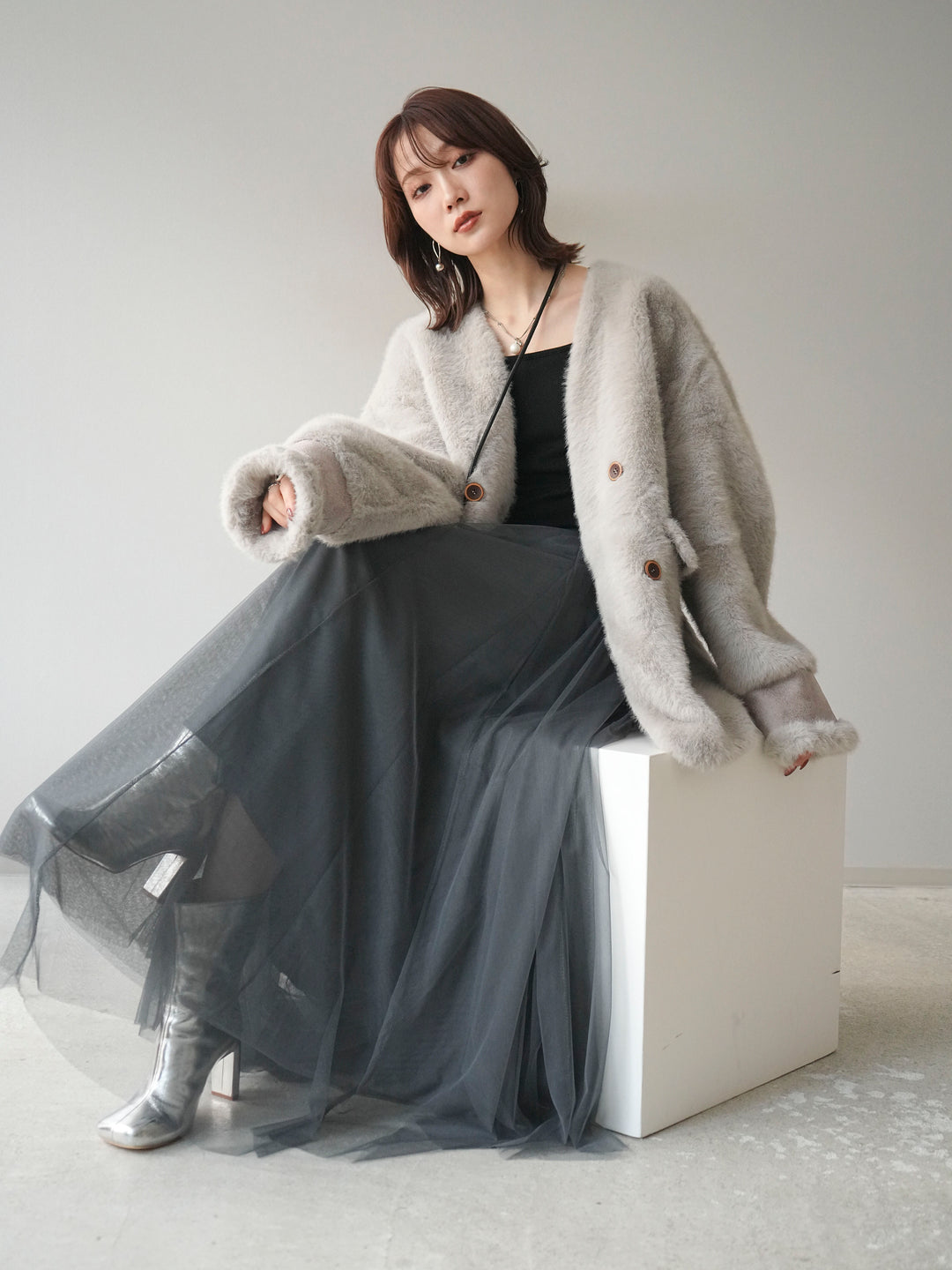 [SET]バッグ付エコファーノーカラーコート+チュールボリュームスカート(2set)