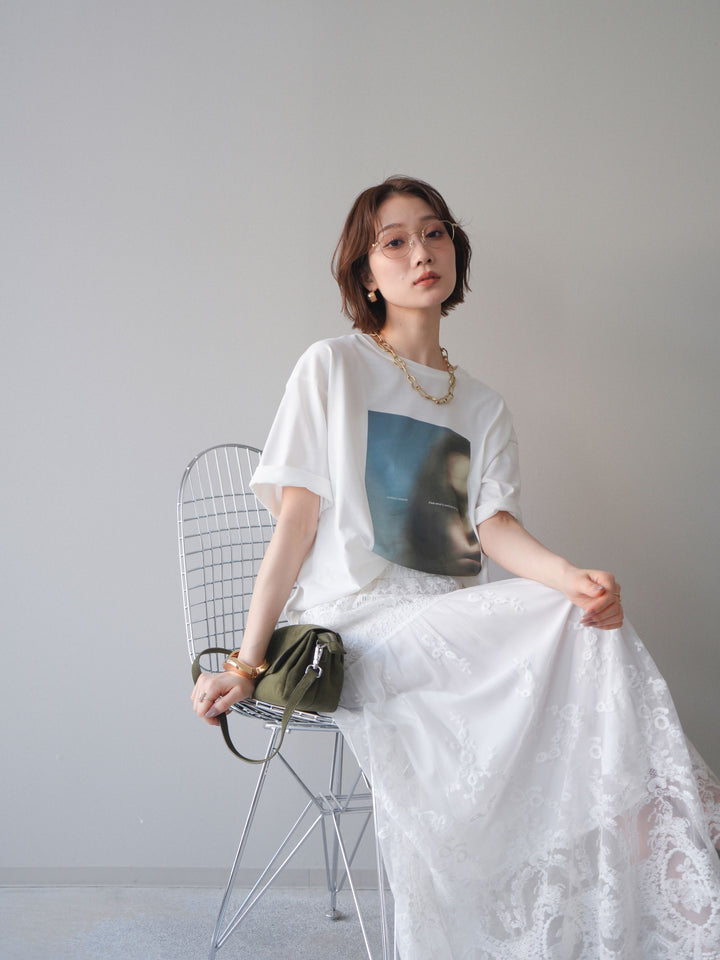 [SET]ブラーアートフォトTシャツ+シアーレースマキシスカート(2set)