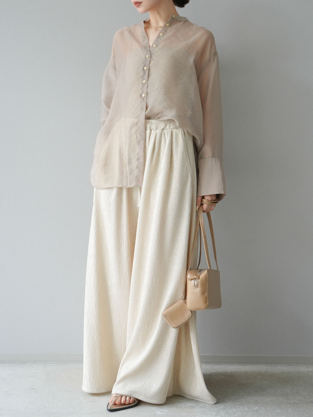 [SET] 亮面透視立領襯衫 + 柳葉寬褲 (2set)