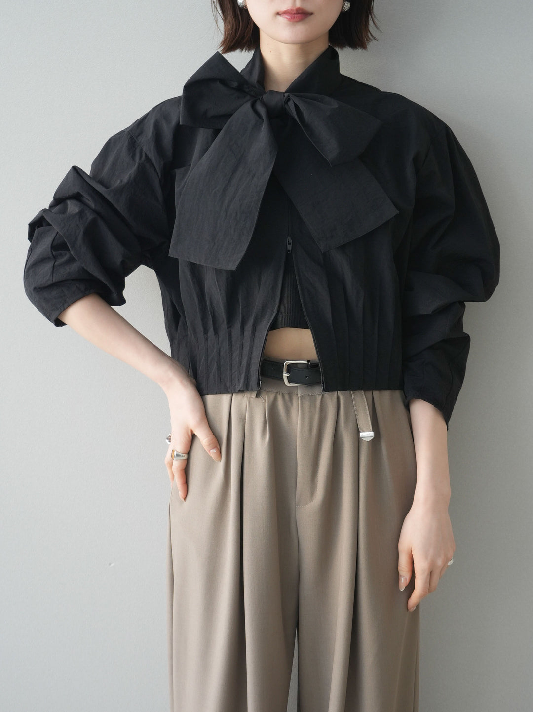 [SET]ボウタイ裾プリーツライトジャケット+ボウタイ裾プリーツライトジャケット(2set)