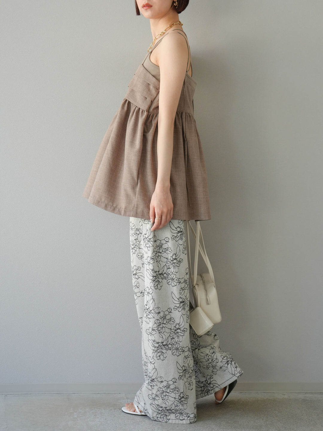 【預購】花朵提花牛仔寬褲/黑