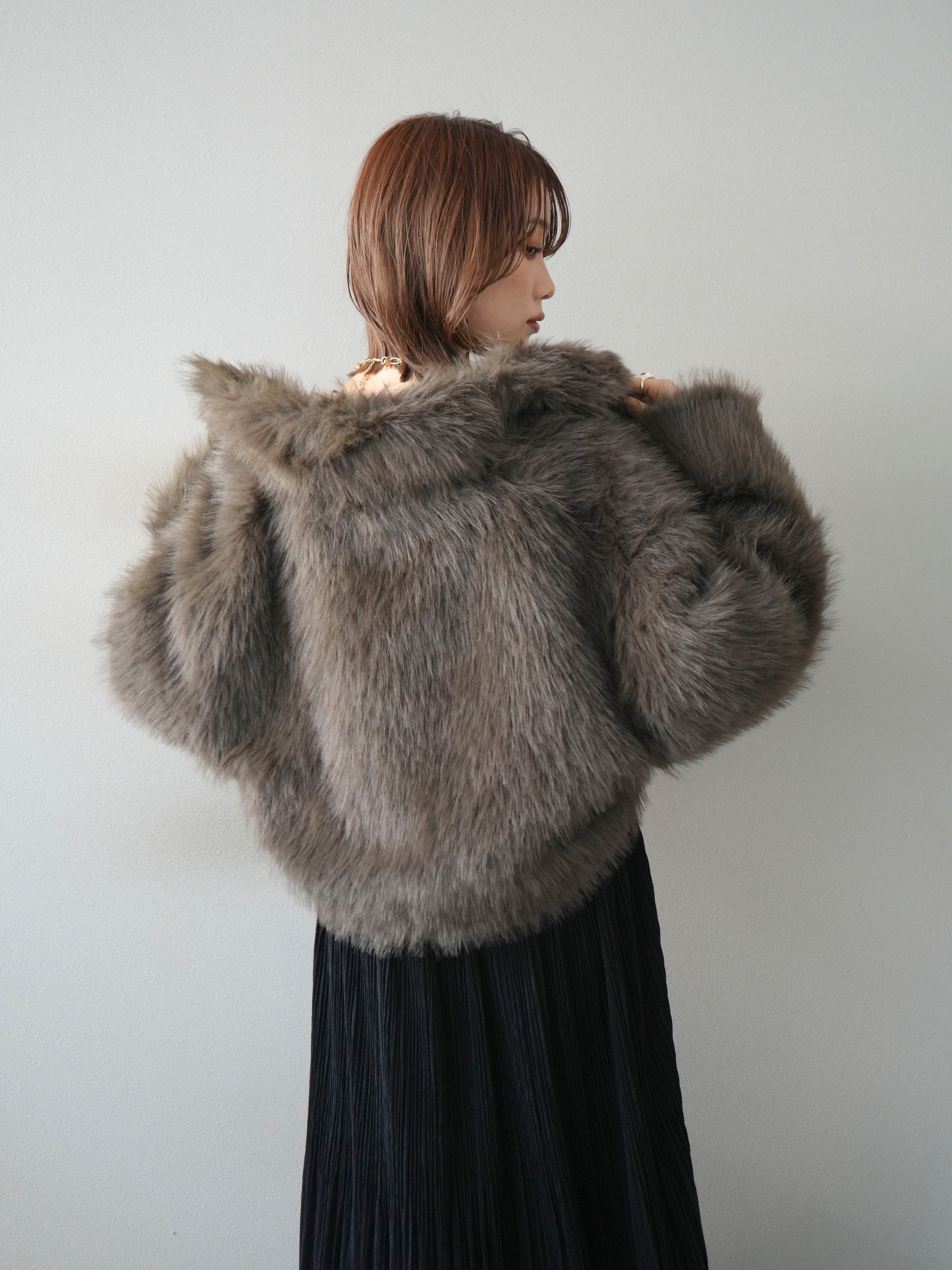 予約]フェイクファーショートZIPジャケット/brown – Lumier