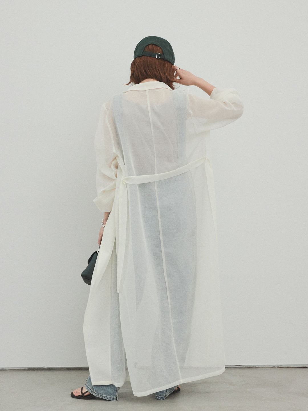 [SET] 中縫牛仔背帶褲 + 透視長版外套（2 件組）