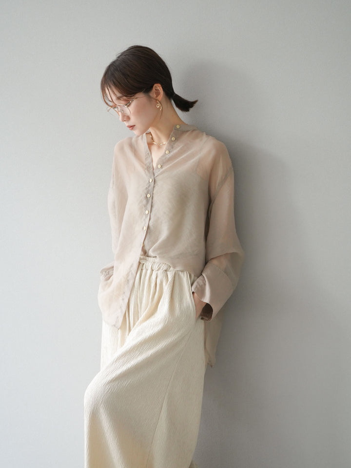 [予約]シャイニーシアーバンドカラーシャツ/ベージュ