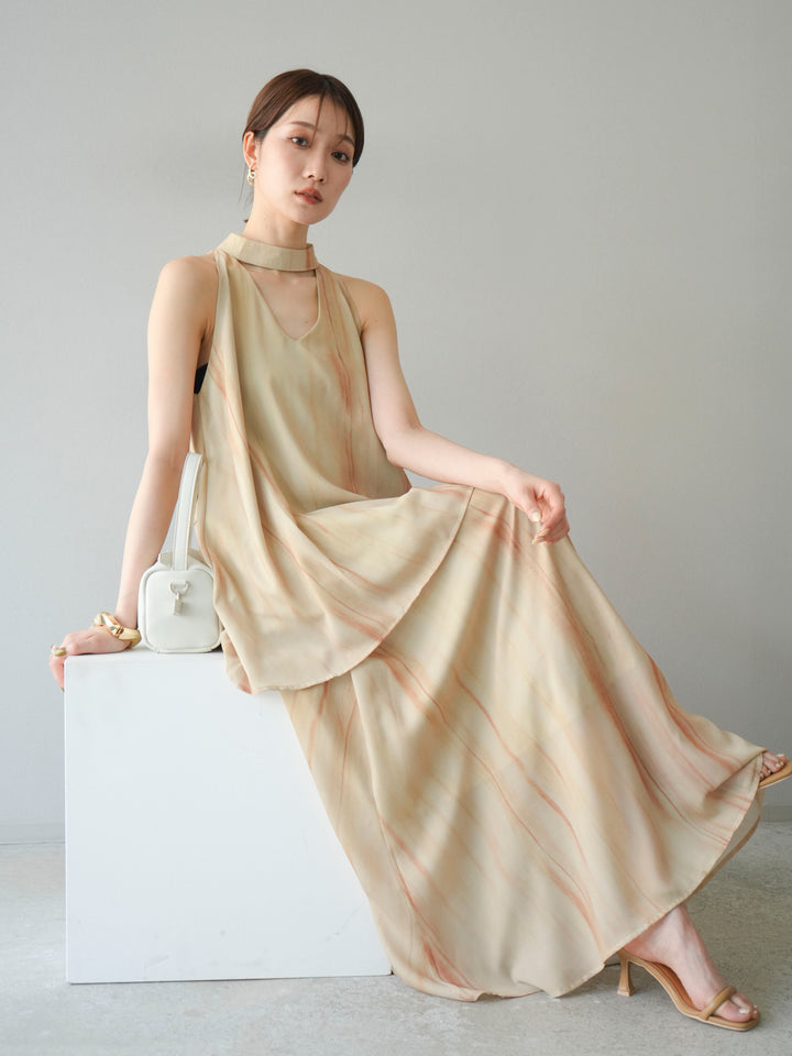 [SET] 細膩花紋V領襯衫＆喇叭裙（2套）