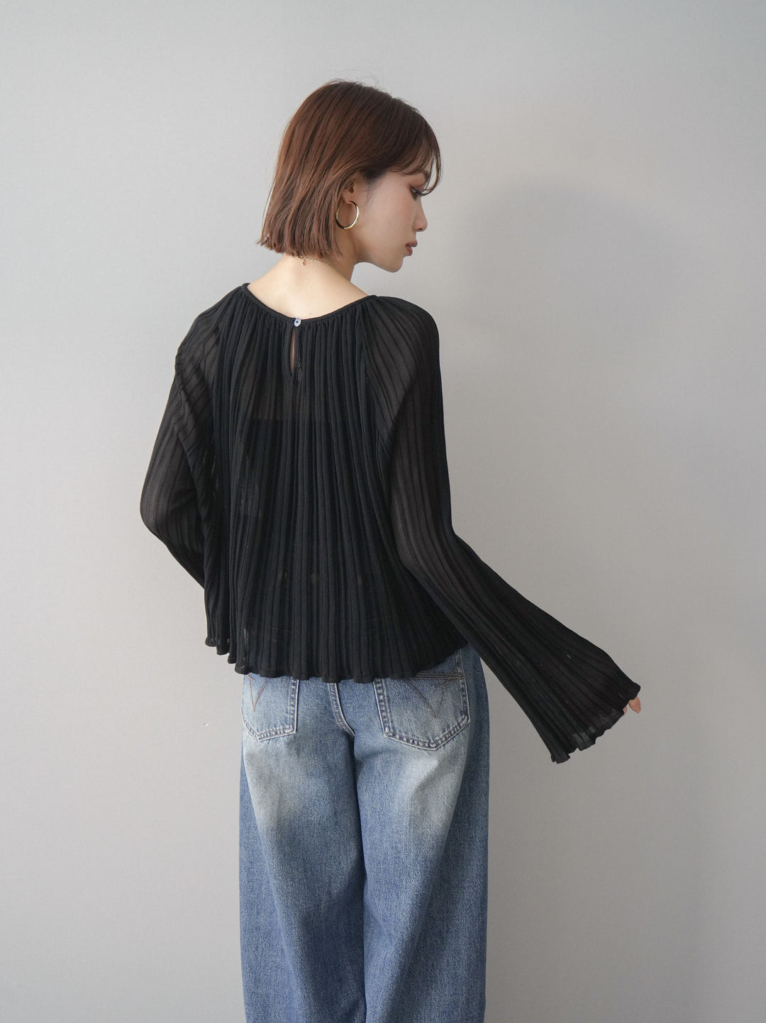 [SET]プリーツシアーフレアスリーブニットトップス+ダメージデニムセミワイドパンツ(2set)